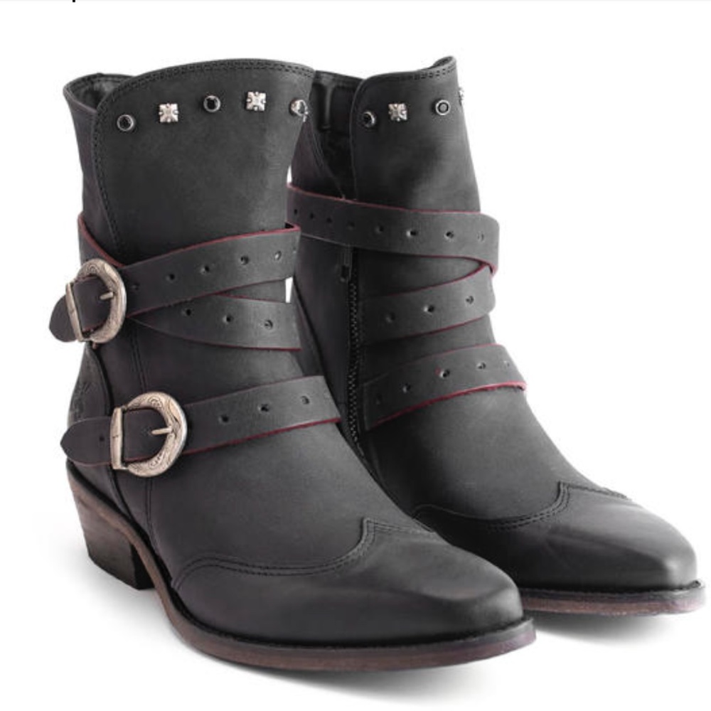 Fluevog Ruth Mitchell leather studded boots NWT